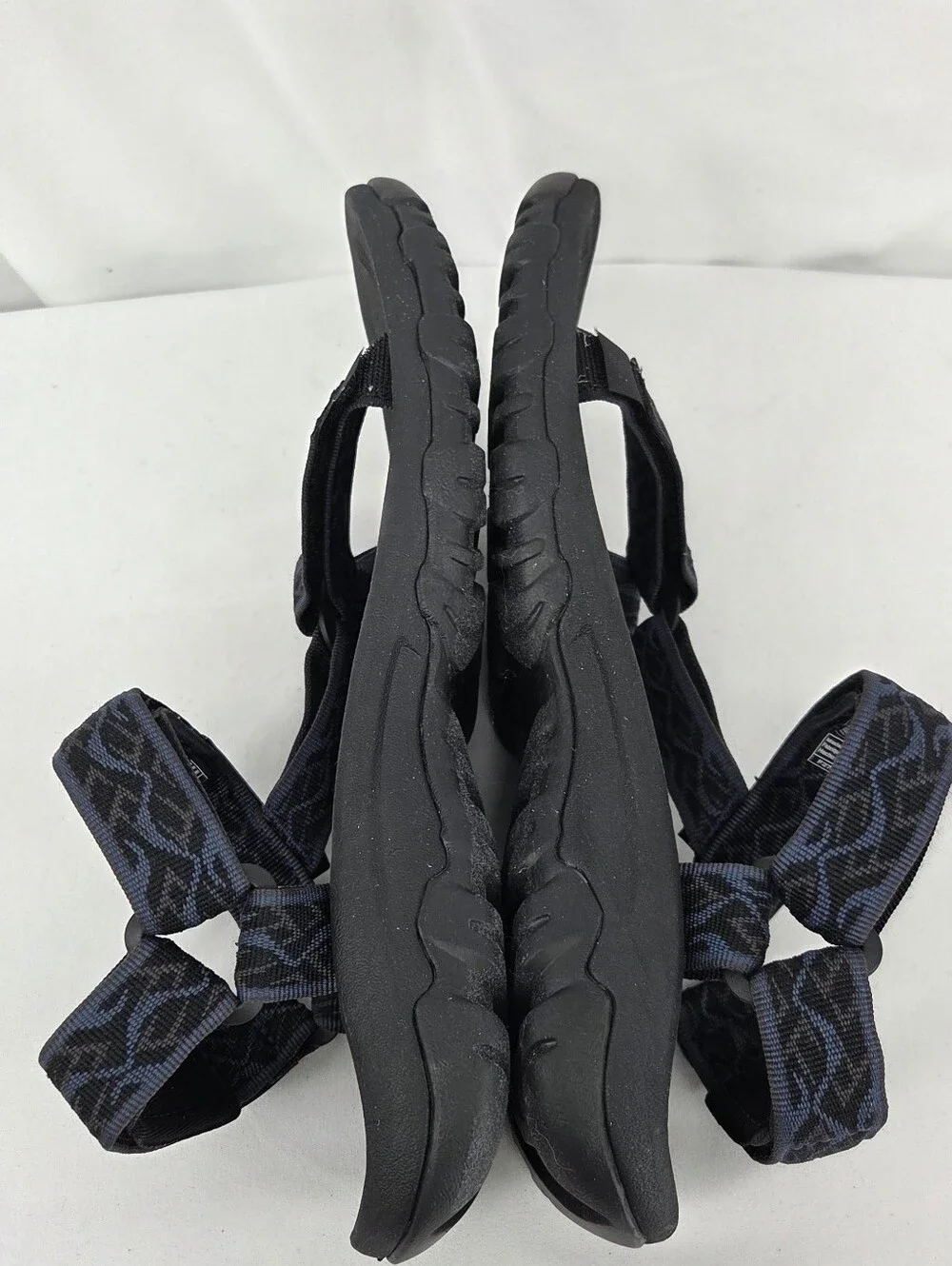 Teva Men's Hurricane 4 Sandals Wavy Trail Navy size 10 s/n 1093379